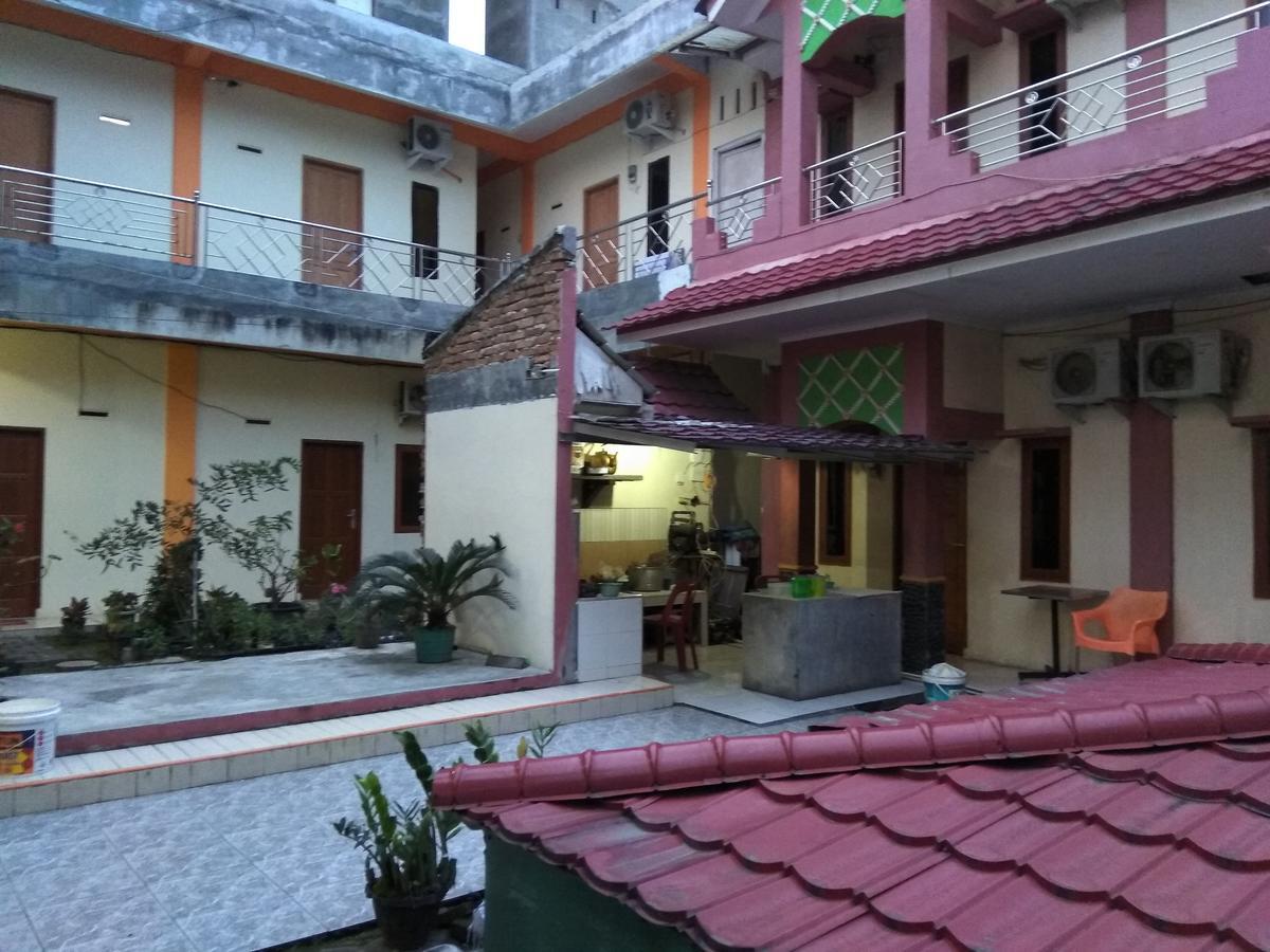 Pondok Cemara Hotel *